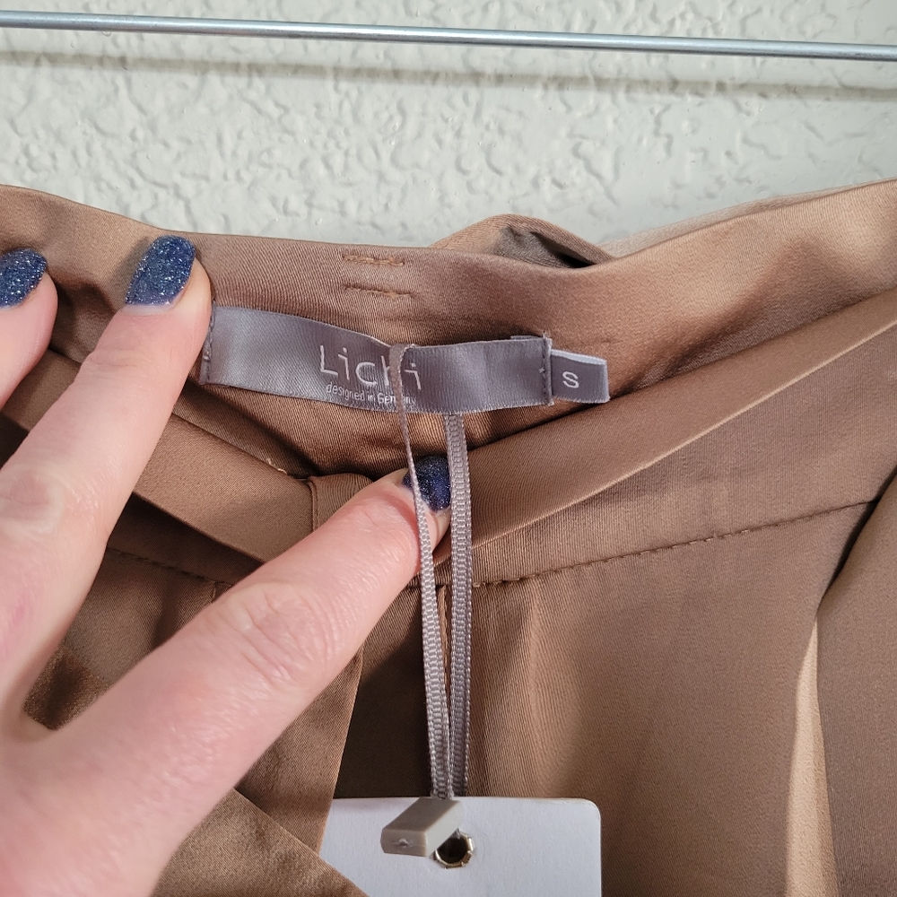 High-Waist Wide Leg Belted Pants - Brown - Picture 8 of 11